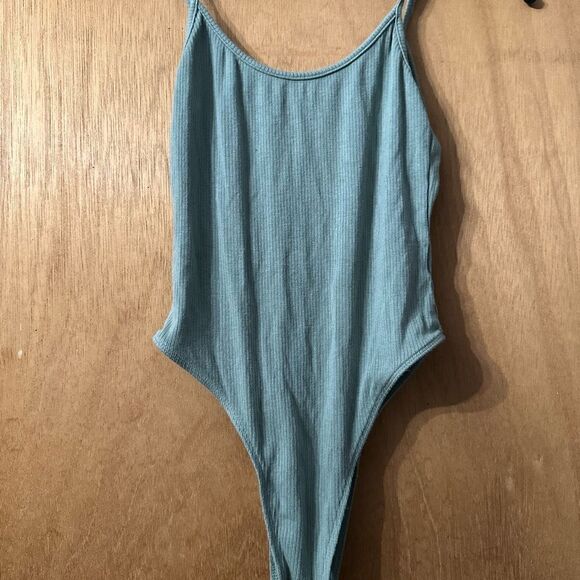 SHEIN Ribbed Thin Strap Seamfoam Green Bodysuit Size Large - Picture 2 of 7